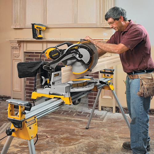 Dewalt DW716 Review – Can it keep up with the competition?