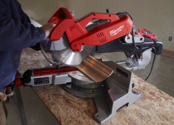 Milwaukee 695520 Review Is this the right miter saw stand for you?